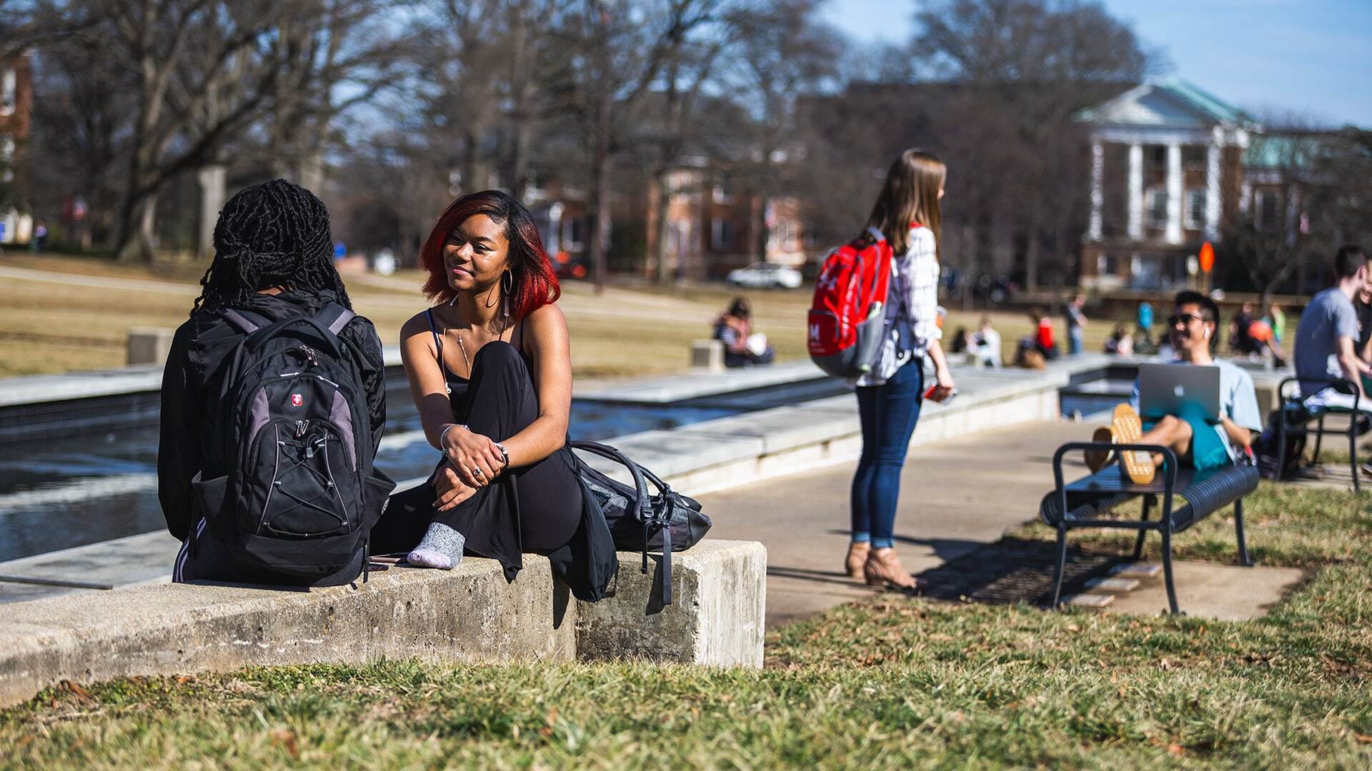 Students Outdoors 02052019 7559 1920x1080 min