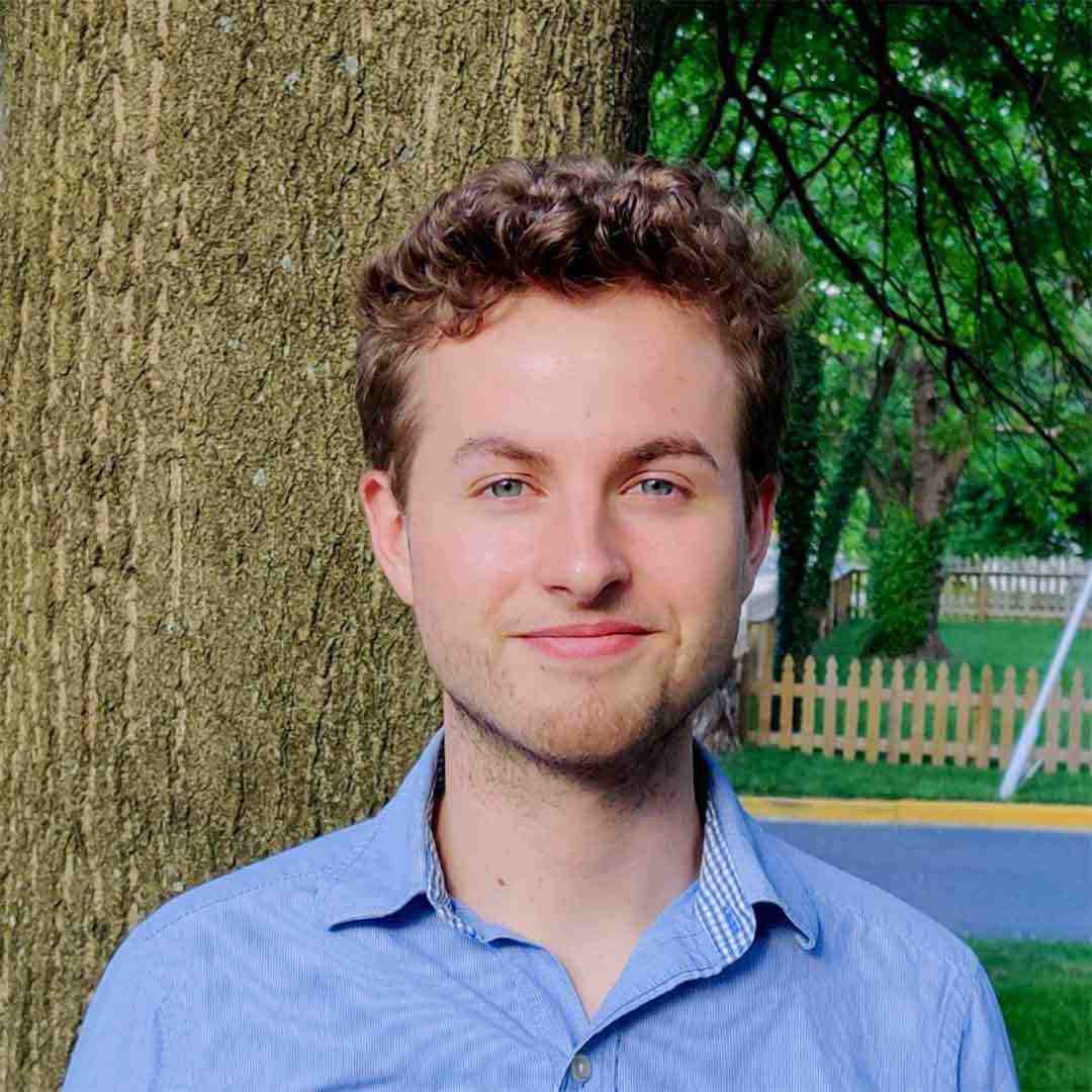 Thomas Ersevim headshot