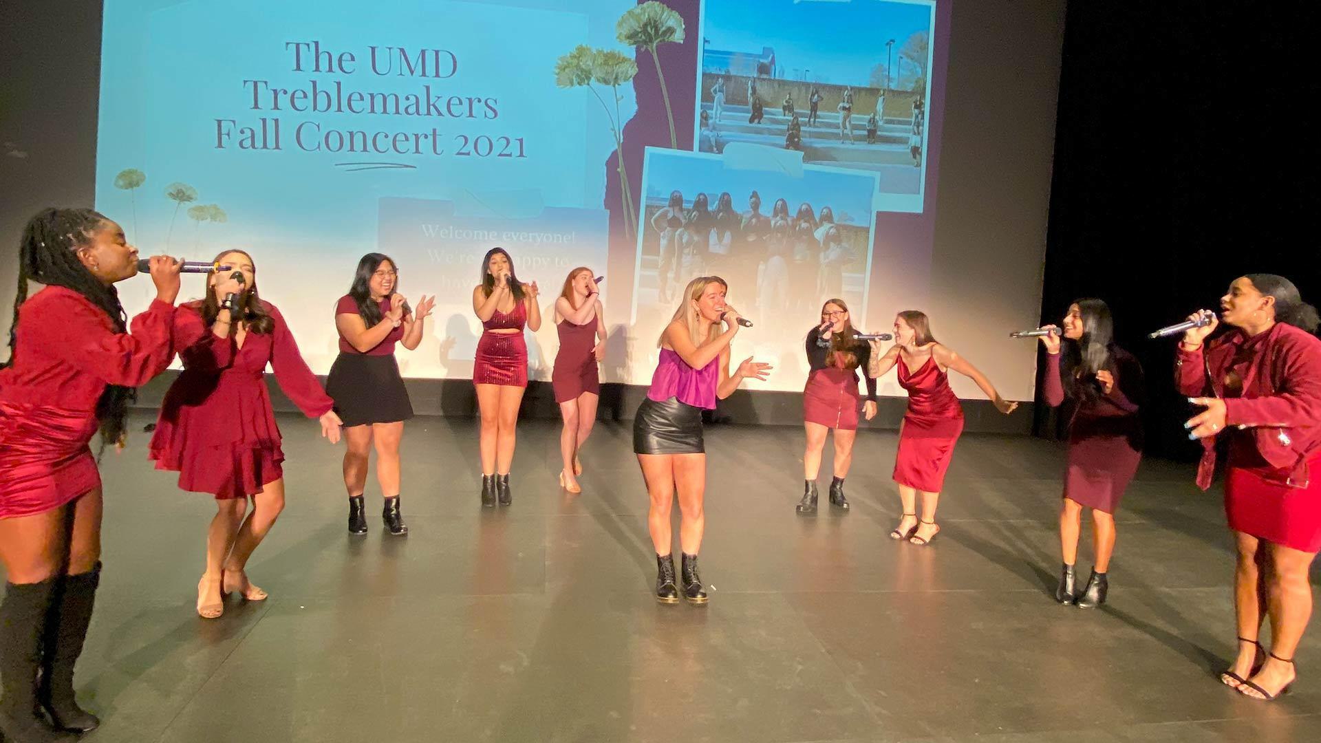The Treblemakers a cappella group performs