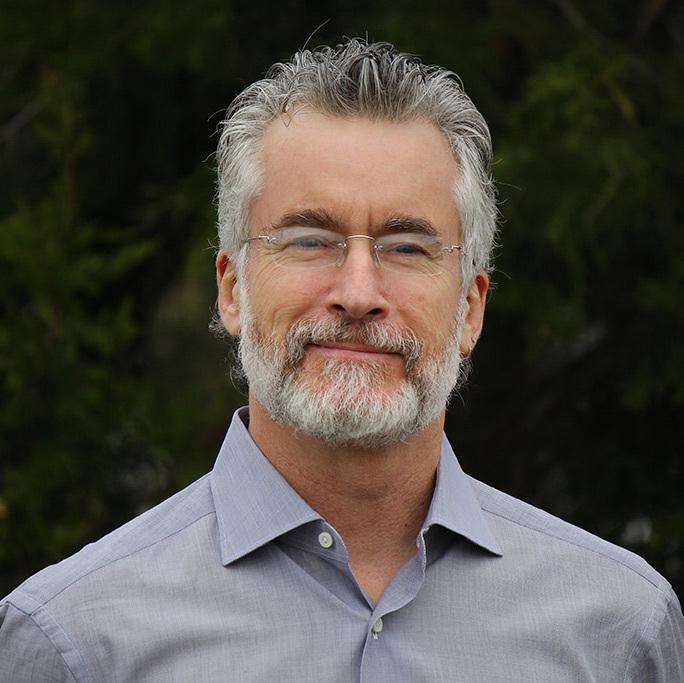 Michael Cummings headshot