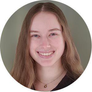 Elise Barber headshot