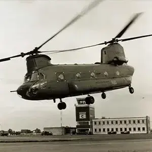 black and white photo of chinook helicopter
