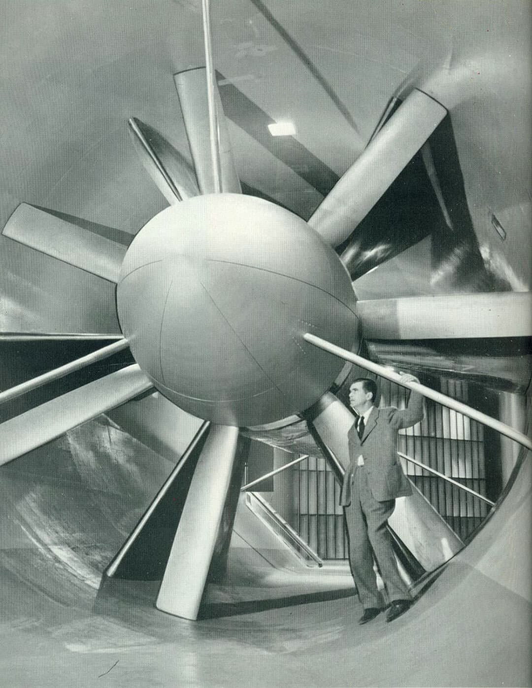 Wiley Sherwood 1949 in wind tunnel 1080